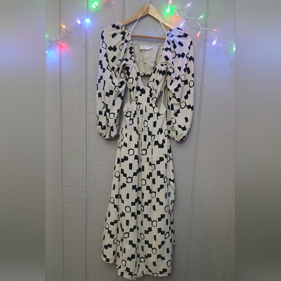 ASTR The Label Anthropologie Yaretzi Womens Dress Medium Geometric Cut-Out Small - Picture 2 of 4